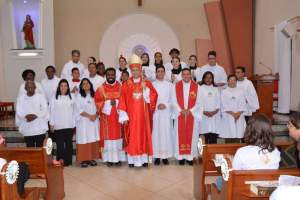Paróquia São José celebra Santa Missa de Crisma presidida por Dom Juarez Delorto e Padre Willis de Oliveira