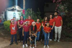 Jovens e crianças do projeto ‘Caminhos de Maria’ participam de Cantata de Natal