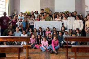 Paróquia São Sebastião realiza último encontro de formação dos novos coroinhas